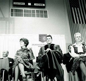 Image description is not available for 1970.013